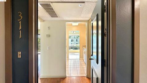 Photo of 460 N. Civic Drive DR #311, Walnut Creek, CA 94596 (MLS # 41134261)
