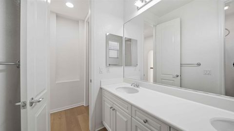 Tiny photo for 986 White Alder Avenue, Chula Vista, CA 91914 (MLS # PTP2601766)