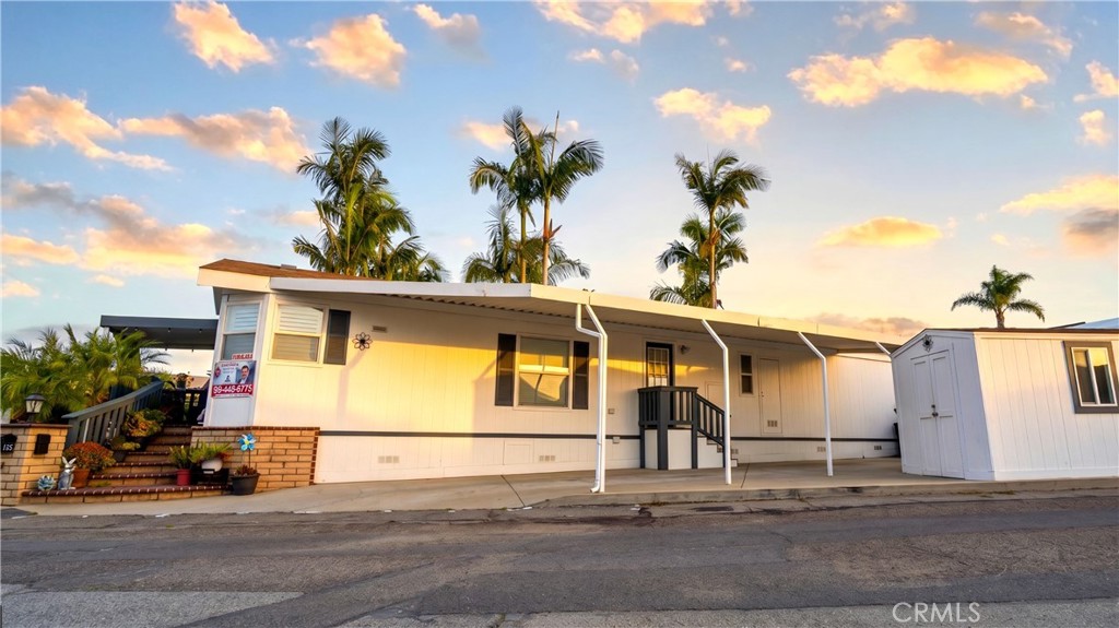 1414 W Central Avenue 98