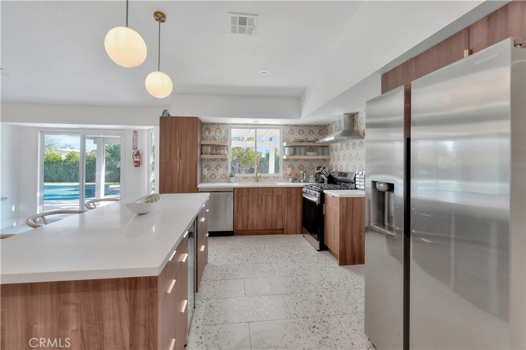 2280 Acacia W