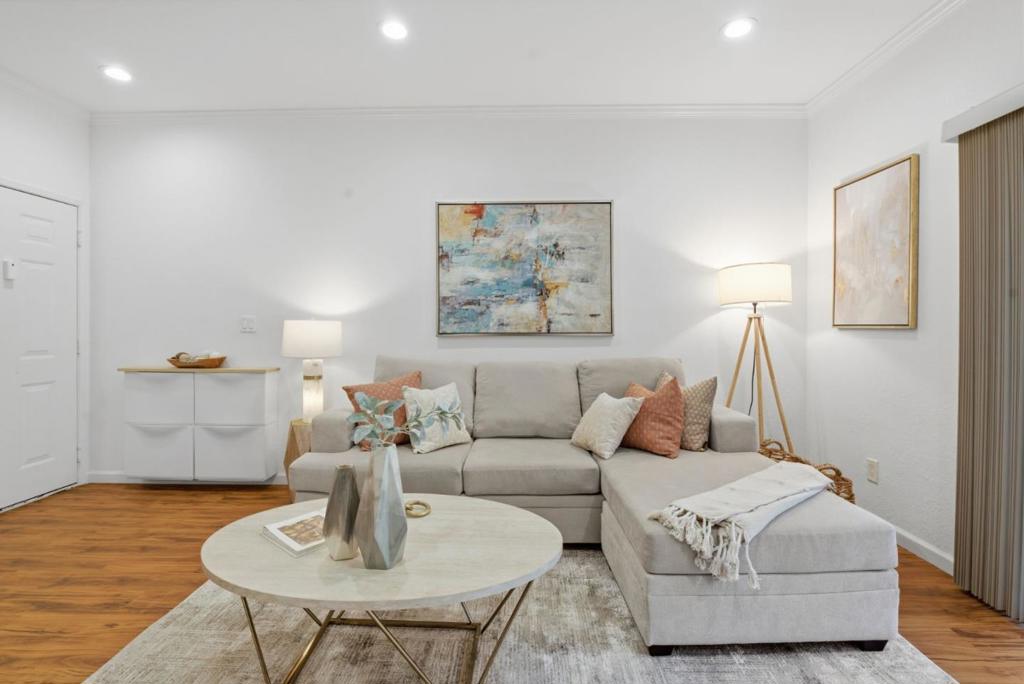 1256 Stanhope Lane 154