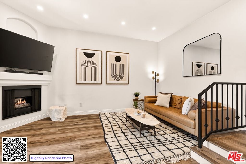 7101 La Tijera Boulevard J101