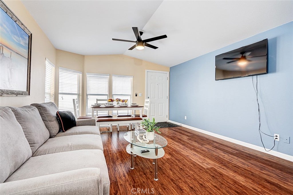 531 Pier Avenue 39