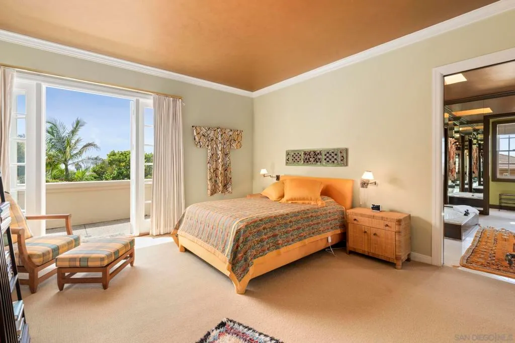 La Jolla, California 92037, United States, 3 Bedrooms Bedrooms, ,4 BathroomsBathrooms,Residential,Active,204365