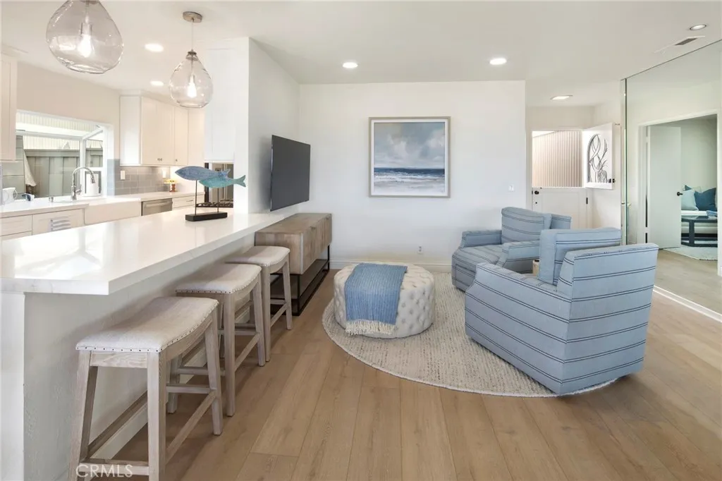 Dana Point, California 92629, United States, 2 Bedrooms Bedrooms, ,2 BathroomsBathrooms,Residential,Active,167386