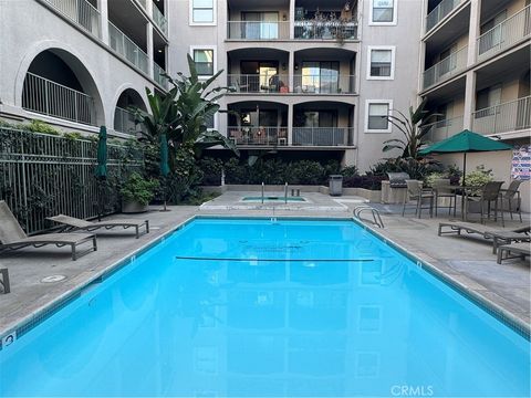 Photo of 555 Main Avenue #316, Long Beach, CA 90802 (MLS # PW26075263)