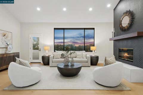 Photo of 6 Tanglewood Lane LN, Lafayette, CA 94549 (MLS # 41134888)