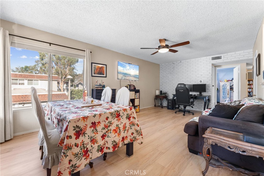 Aliso Villas (AV) - Residential