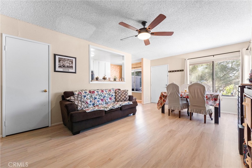 Aliso Villas (AV) - Residential