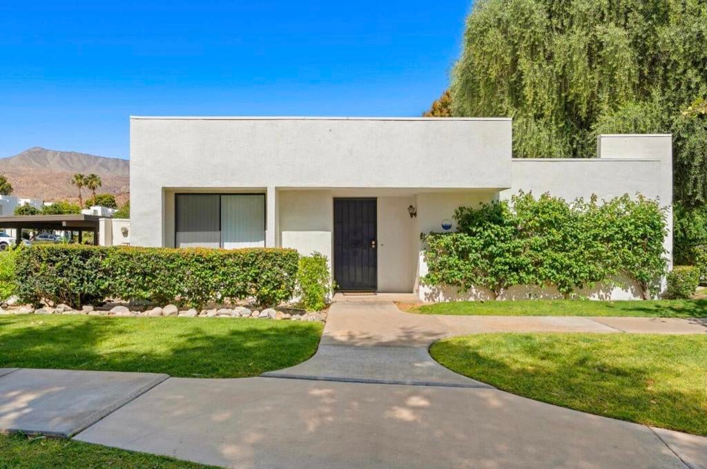 48680 Desert Flower Drive