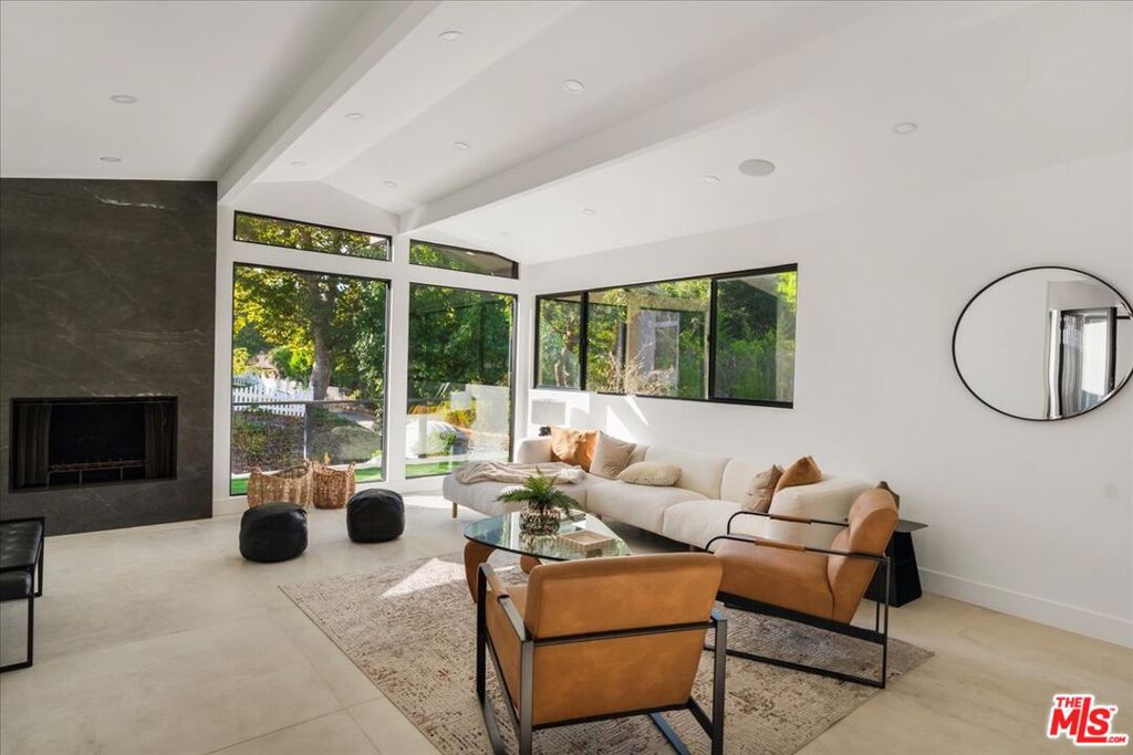 3873 Royal Woods Drive