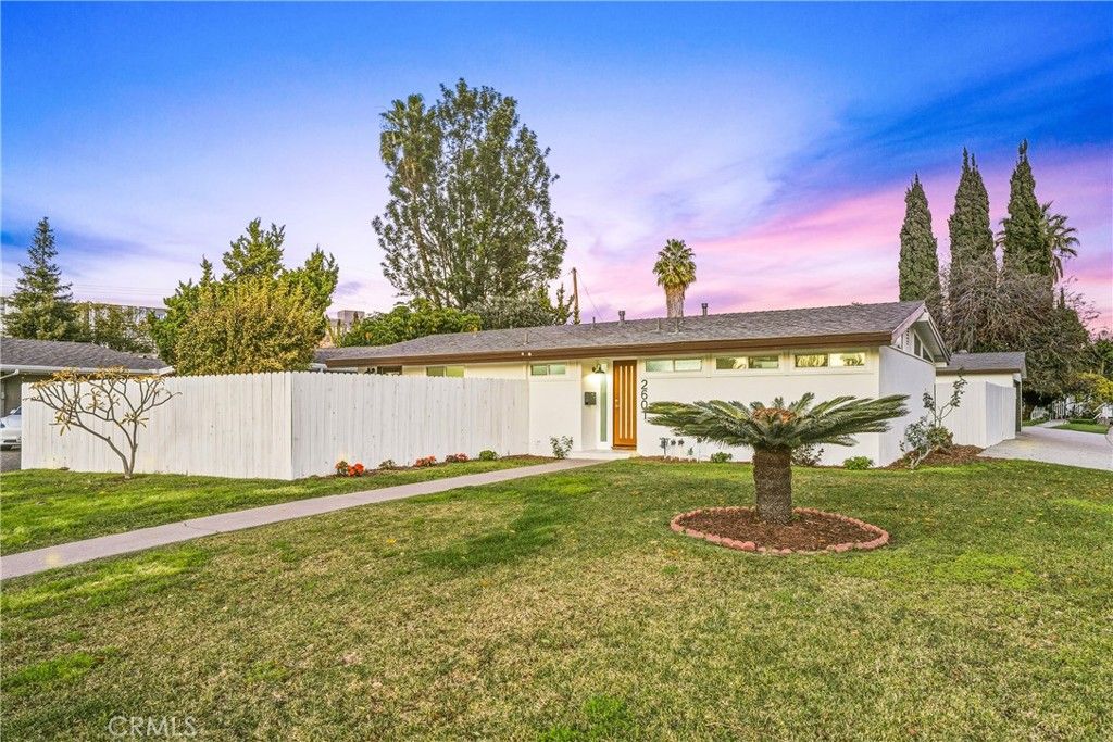 Photo of 2601 Santa Ysabel Ave, Fullerton, CA 92831 (MLS # OC26005043)