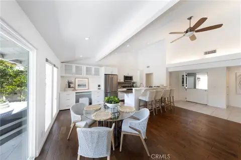 2102 Vista Entrada, Newport Beach, CA 92660 - MLS#: NP26091602