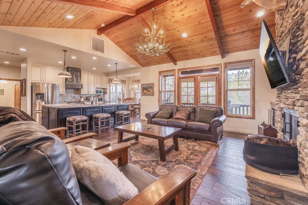 Big Bear Lake, California, 92315, United States, 4 Bedrooms Bedrooms, ,3 BathroomsBathrooms,Residential,Active,2023396