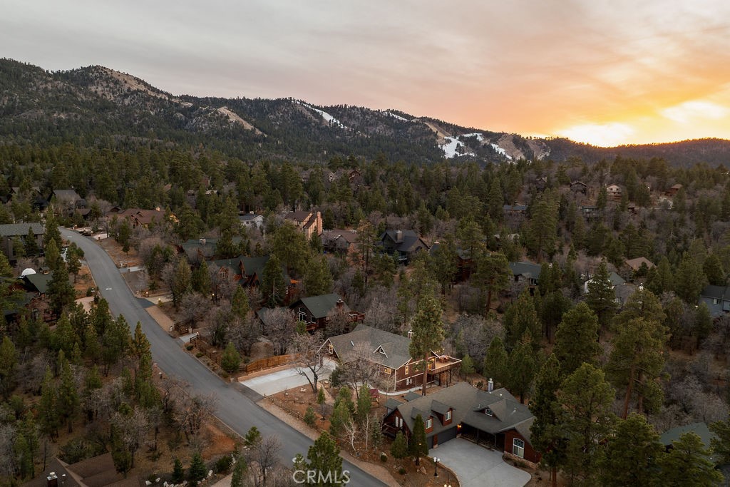 Big Bear Lake, California, 92315, United States, 4 Bedrooms Bedrooms, ,3 BathroomsBathrooms,Residential,Active,2023396
