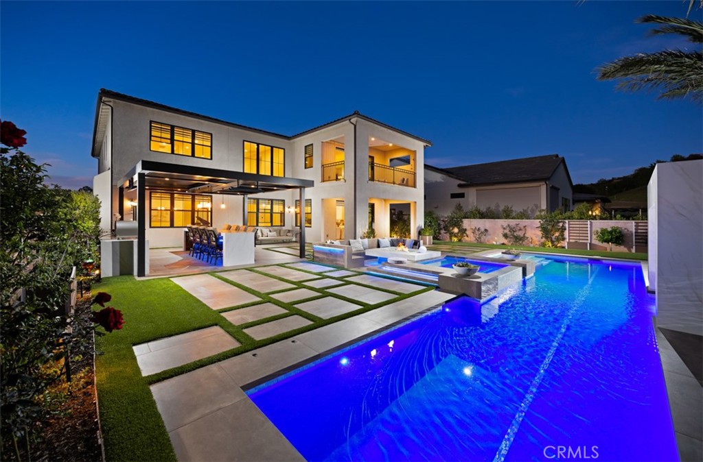 26600 Paseo Retirada