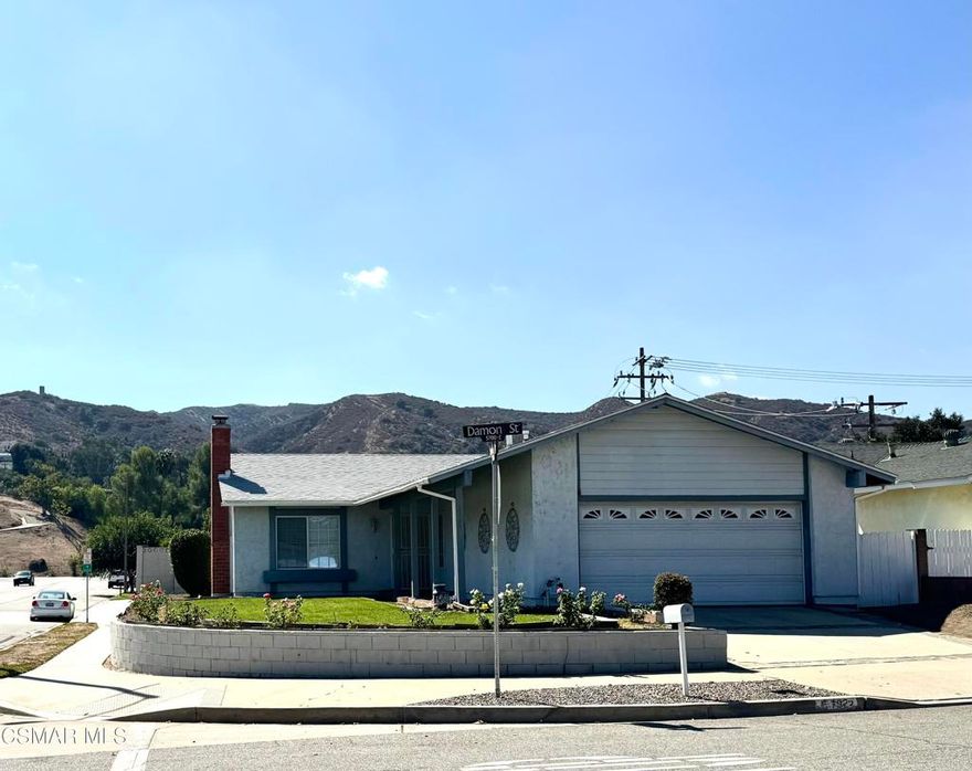Nice East Simi home on corner lot. Well maintained and appointed for comfortable living. Features  family room, living room and formal dining room. Vaulted ceilings, recessed lighting, central air, covered patio with mountain views. Washer and dryer included. Gardener included
