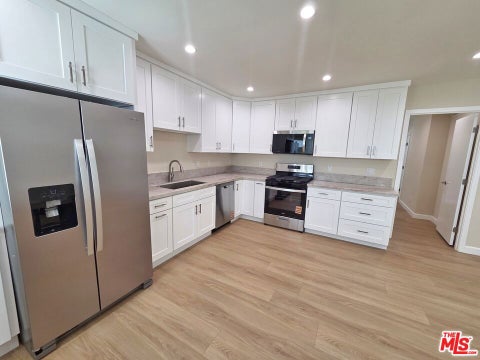 Photo of 1449 Butler Ave AVE #3, Los Angeles, CA 90025 (MLS # 26855283)