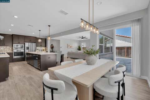 Photo of 351 Bloomington Ln Ln, Brentwood, CA 94513 (MLS # 41143696)