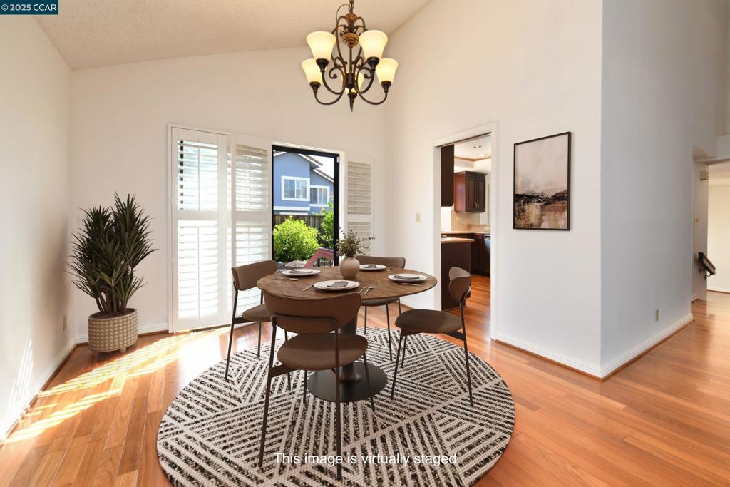 HIDDEN LAKE - Residential