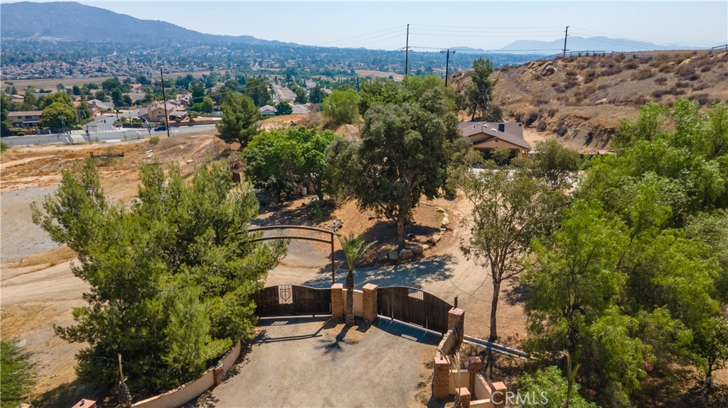 11455 Pigeon Pass Road