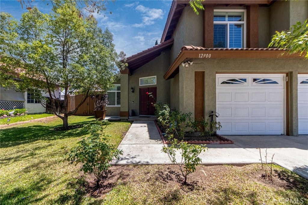 12900 sample court