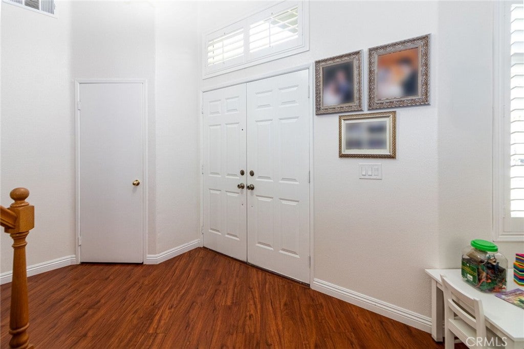 12900 sample court