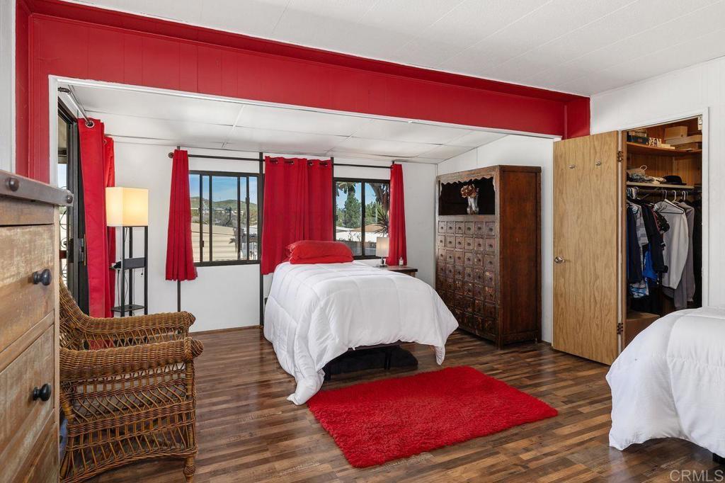 8301 Mission Gorge Road 86