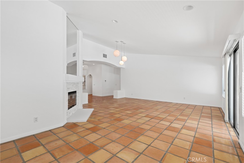 San Marino (32176) - Residential Lease