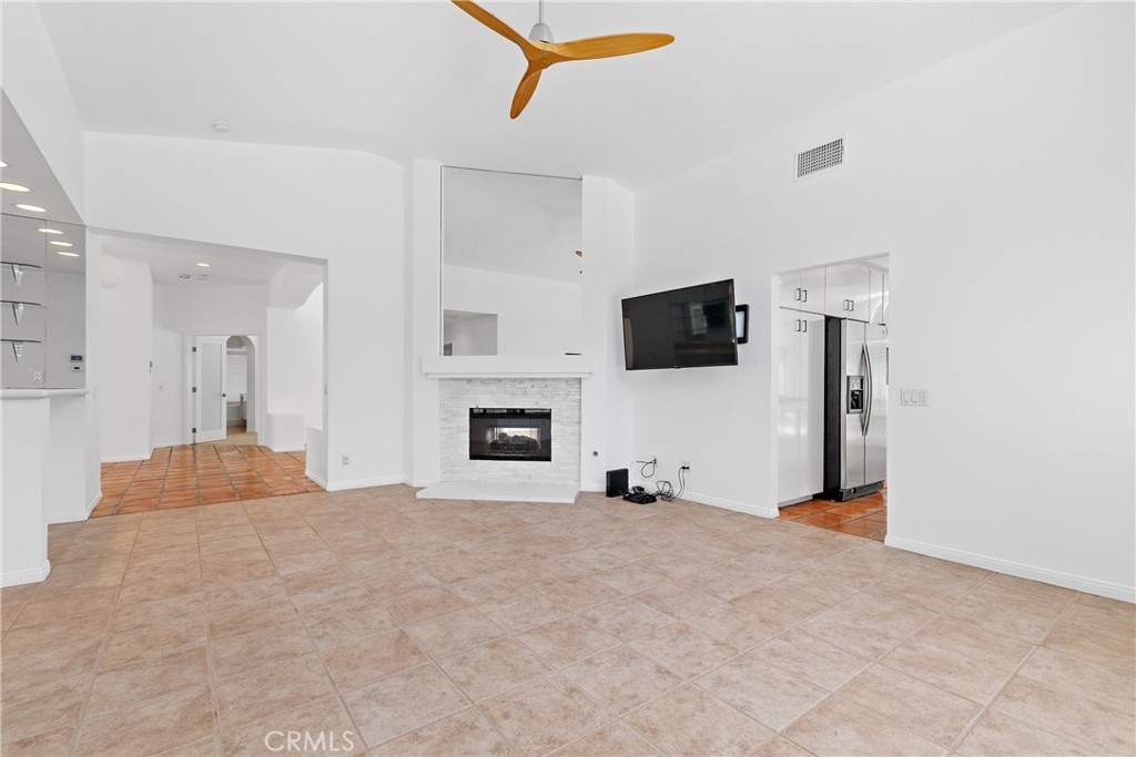 San Marino (32176) - Residential Lease