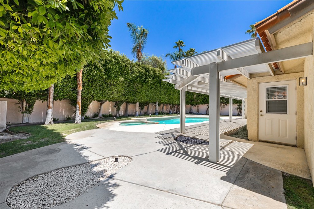 San Marino (32176) - Residential Lease