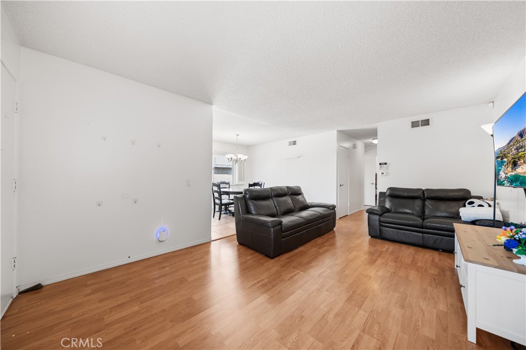 838 Windwood