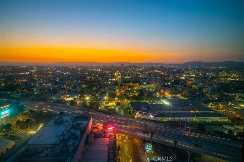 Photo of 900 W Olympic Blvd #31J, Los Angeles, CA 90015 (MLS # WS26072948)