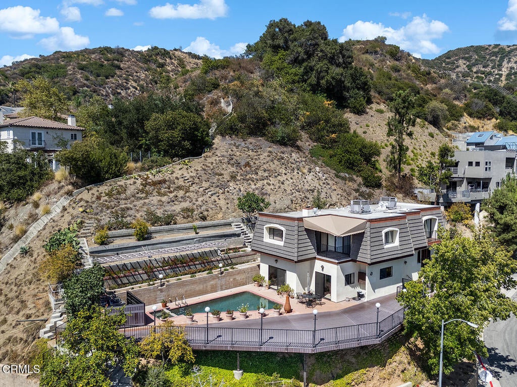 1861 Oakmont Terrace