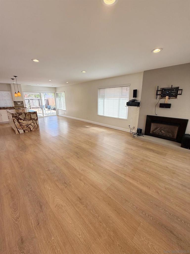 Mira Mesa - Residential Lease