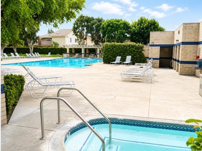 44 Timber Run, Irvine CA 92614 - Photo 14