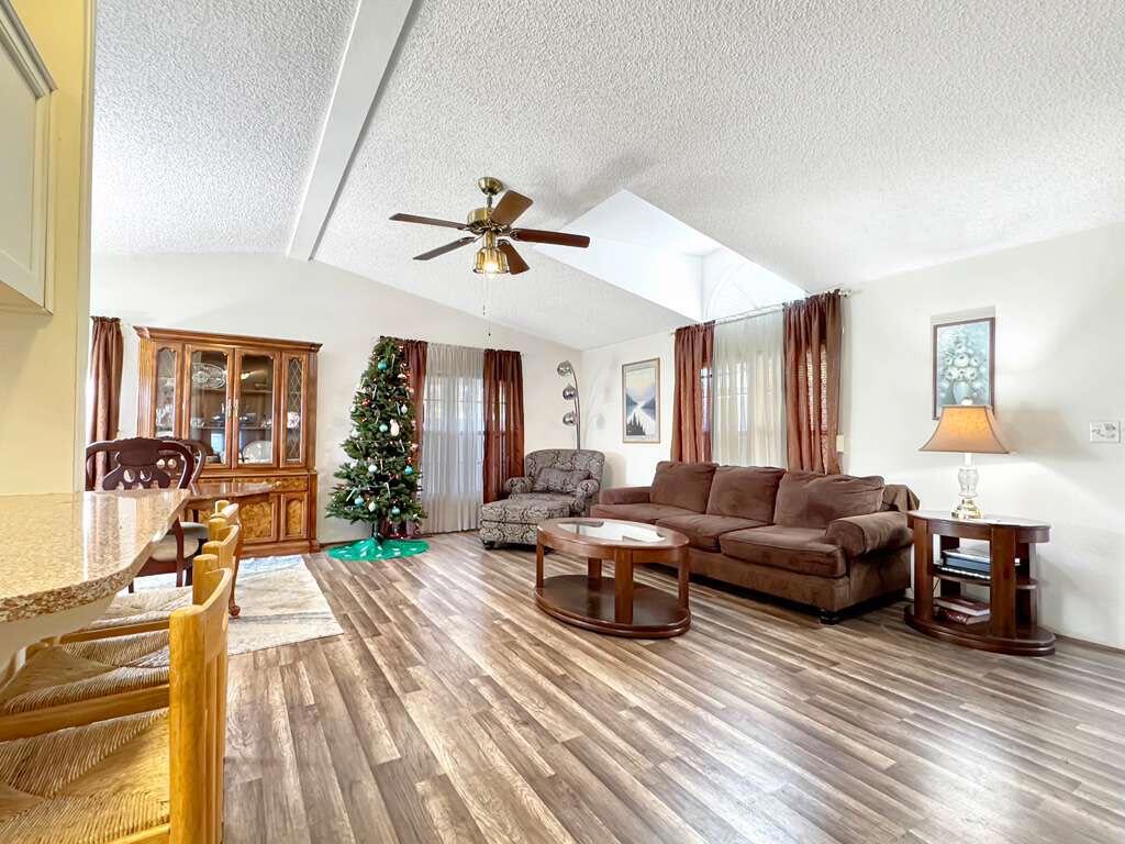 Not Applicable-1 - Manufactured In Park