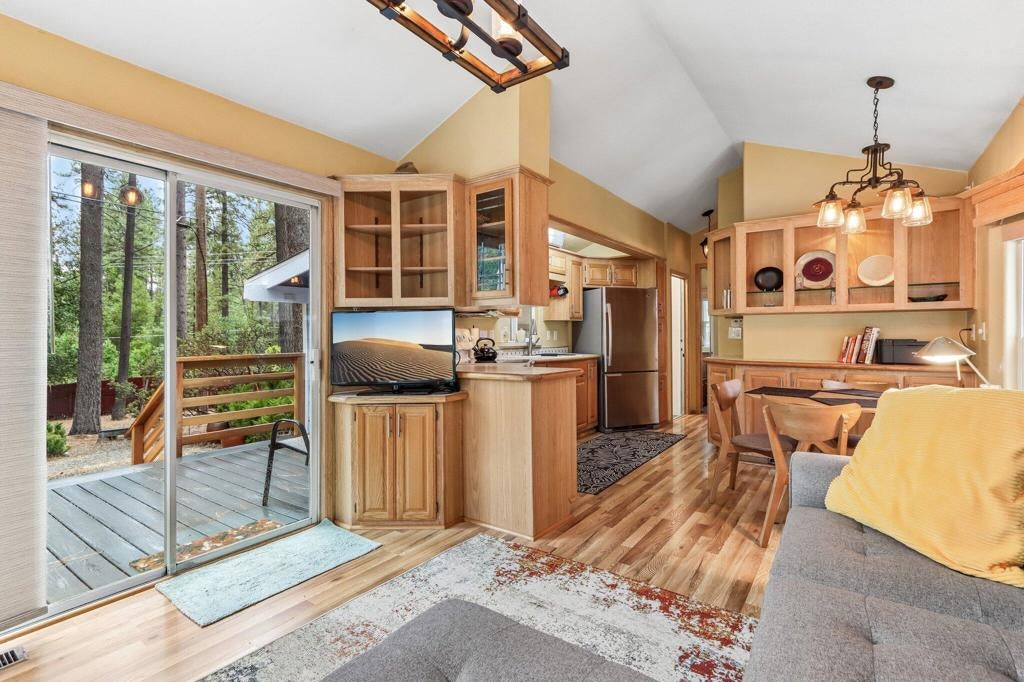 26350 Delano 109