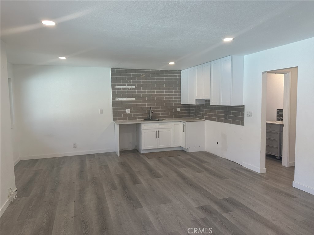3500 Elm 10