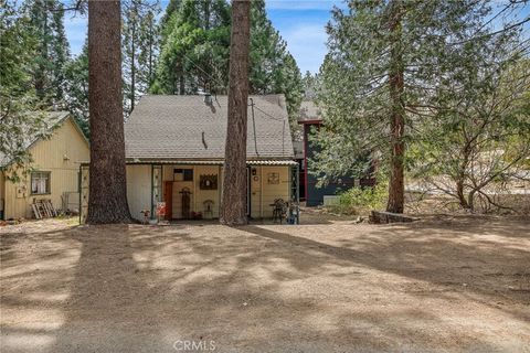 Photo of 33459 Wild Cherry Dr, Green Valley Lake, CA 92341 (MLS # IG26078065)