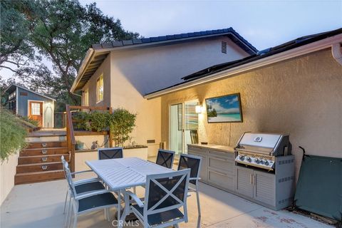 Photo of 7505 El Retiro Ave, Atascadero, CA 93422 (MLS # NS25247131)