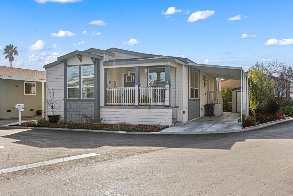 Welcome to 43 Timber Cove Dr, this beautiful home built in 2019 is nestled in the heart of Campbell, CA. This spacious residence offers 1,756 square feet of comfortable living space, featuring three bedrooms and two full bathrooms. The primary ensuite bathroom is one of a kind with a full length stand up shower as well as a soaking tub with jets. As you step inside, you'll be greeted by an inviting open floor plan that seamlessly connects the living areas. The kitchen is a culinary enthusiast's dream, equipped with a gas stove, an island kitchen, and a pantry, providing ample space for meal preparation and storage. Residents of this community enjoy access to a club house, perfect for social gatherings and recreational activities. This one of a kind community gives you easy access to 85/17 and direct access from the community to the Campbell/Los Gatos creek trail. This conveniently provides easy access to walk to Pruneyard, downtown Campbell or enjoying the Sunday famers market. This property offers a unique blend of comfort and convenience. Don't miss the opportunity to make this delightful home your own.