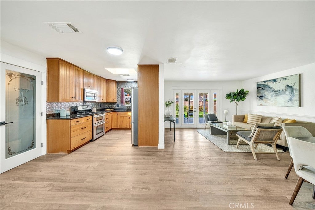 10441 Saint Alban