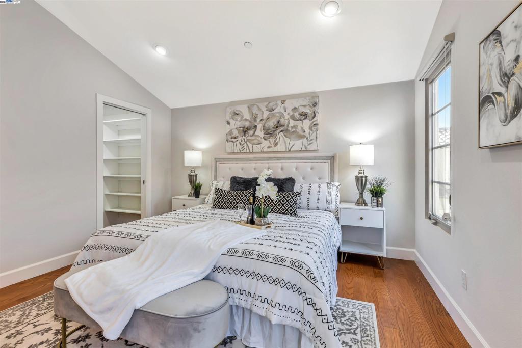 WARM SPRINGS - Residential