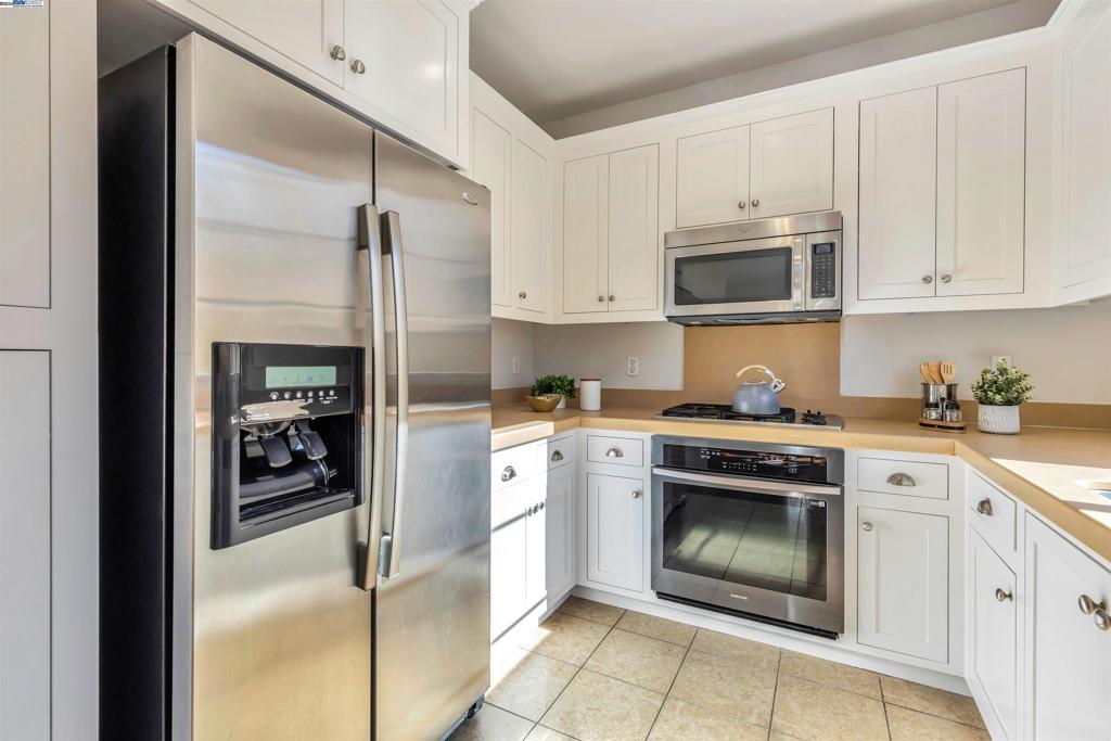 WARM SPRINGS - Residential