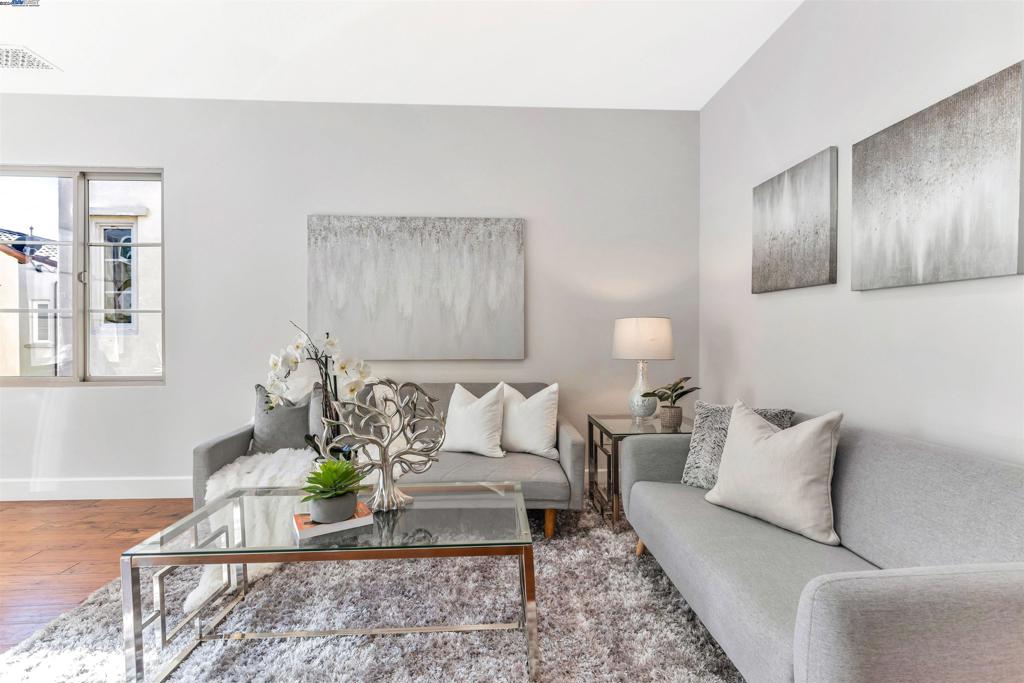 WARM SPRINGS - Residential