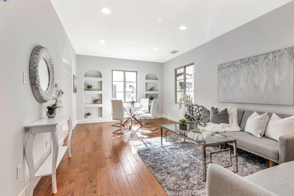 WARM SPRINGS - Residential