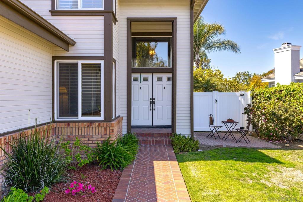 2018 Acacia Dr