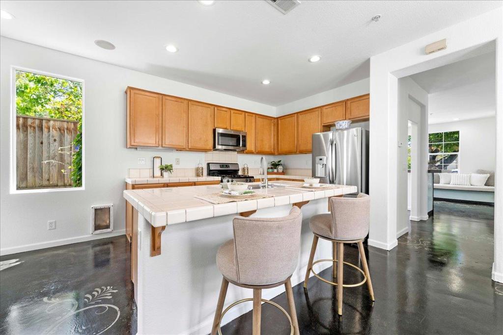 21 La Jolla Street