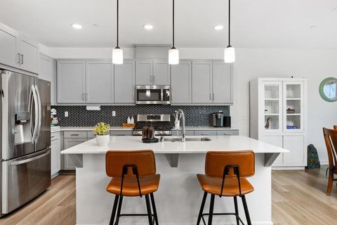 35254 Blossom Place Fallbrook CA 92028